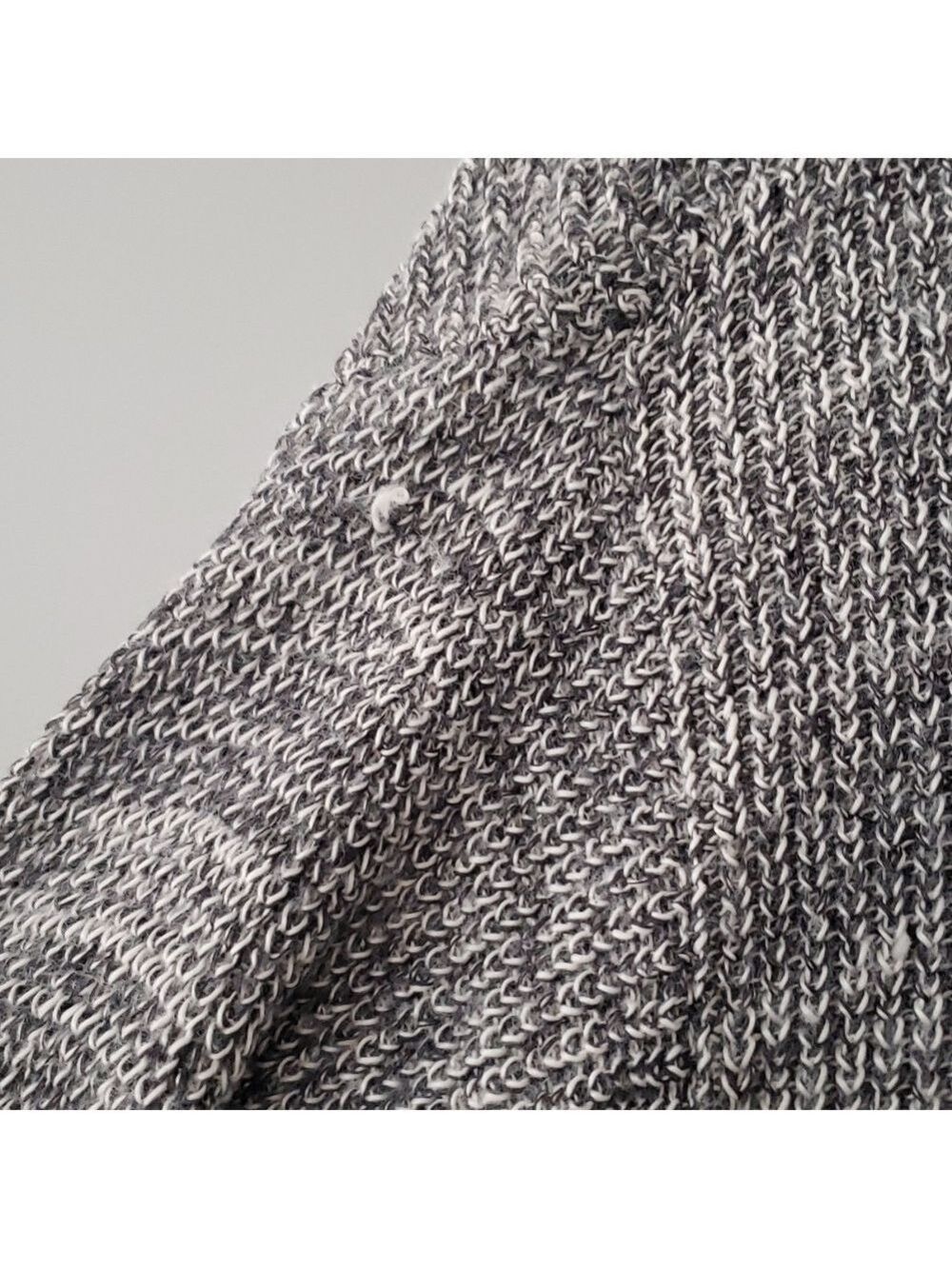 Sweater - Picture 5 of 5